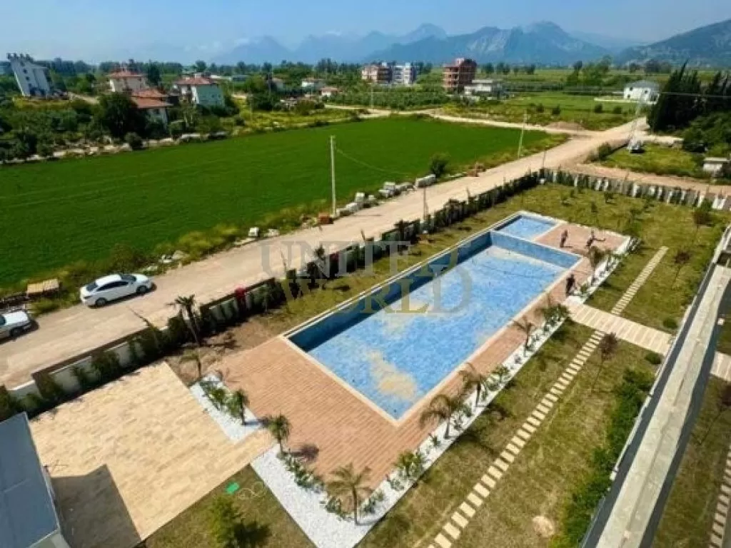 安塔利亚Döşemealtı区现代豪华公寓出售