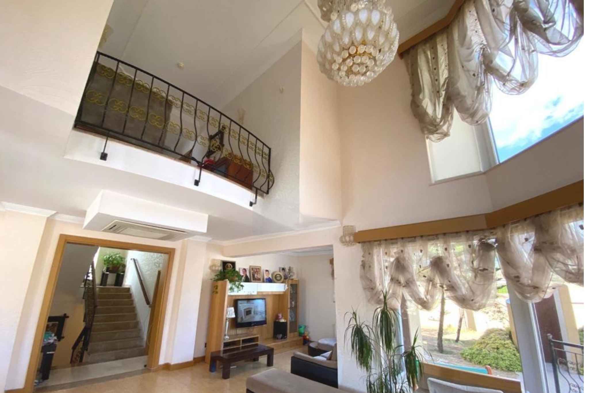 Thumbnail 18